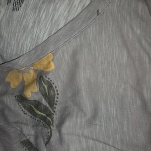 Sonoma Gray With Mustard Colored Flowers Everyday Tee